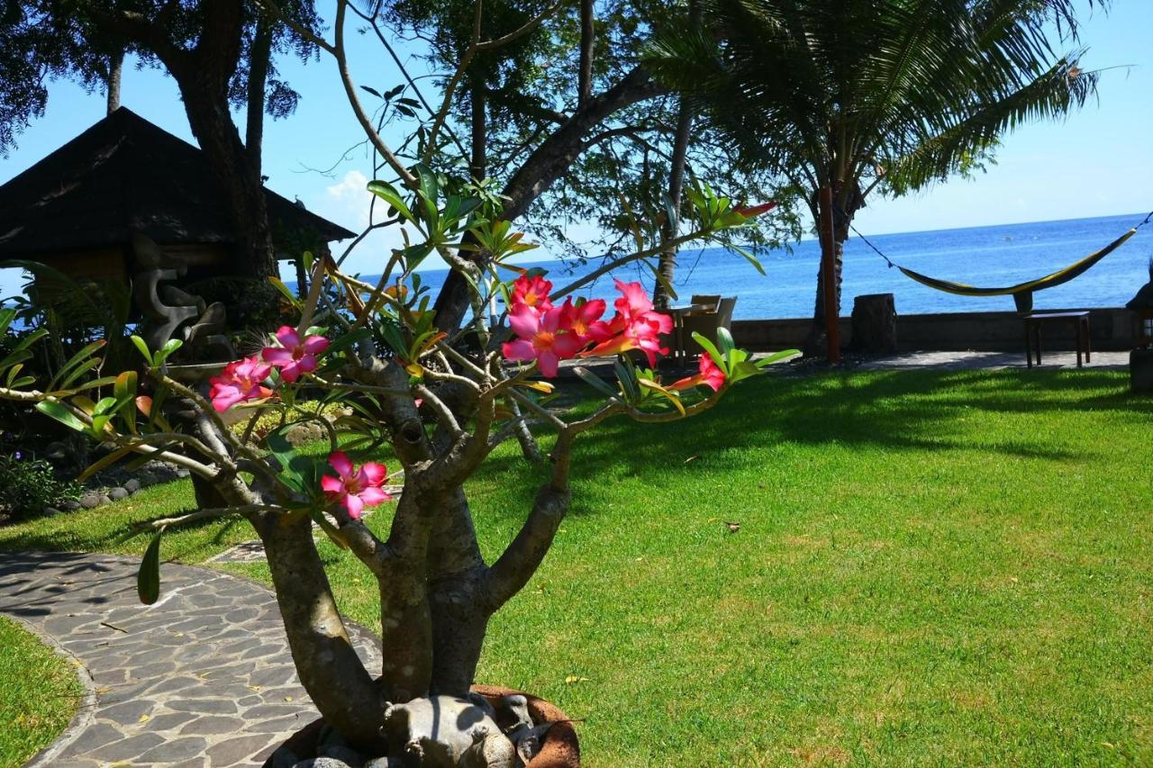Alam Mimpi Bali Hotel เตจากูลา ภายนอก รูปภาพ
